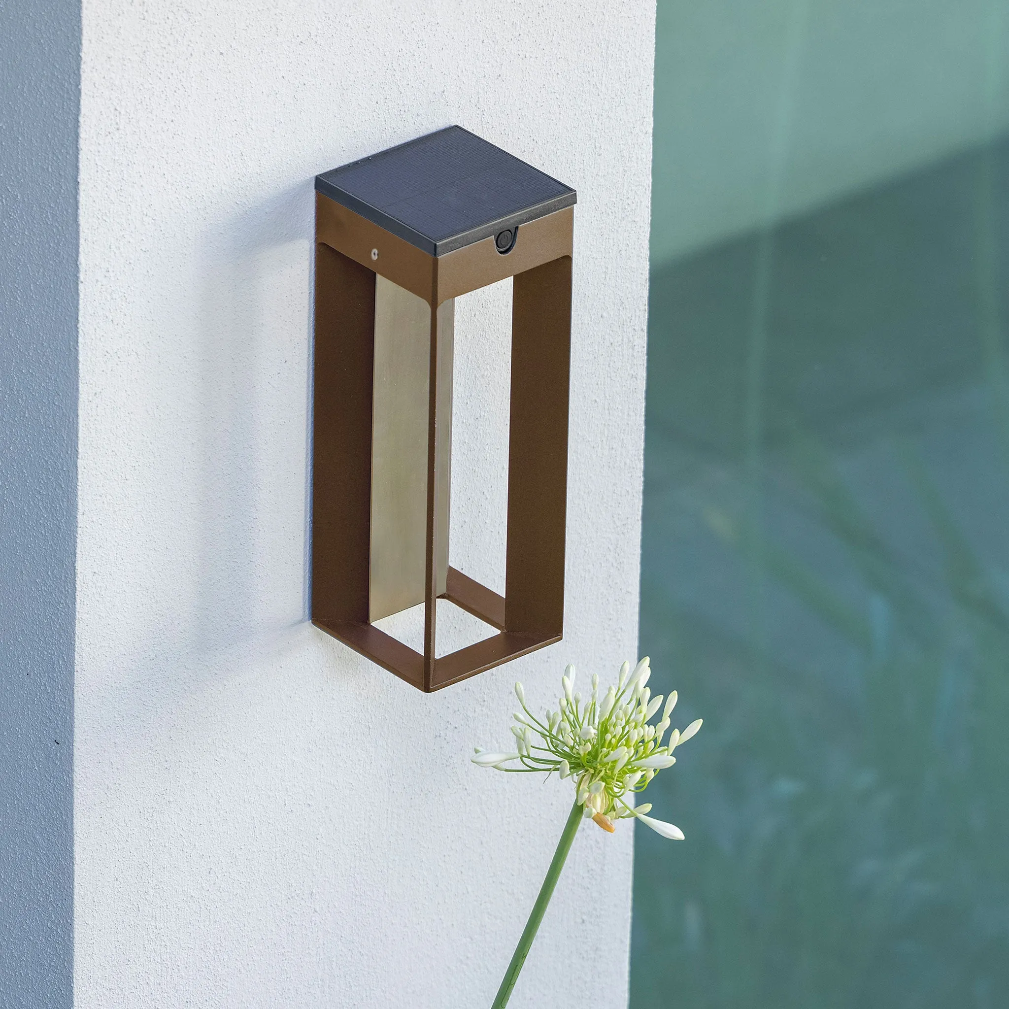 FARO wall light