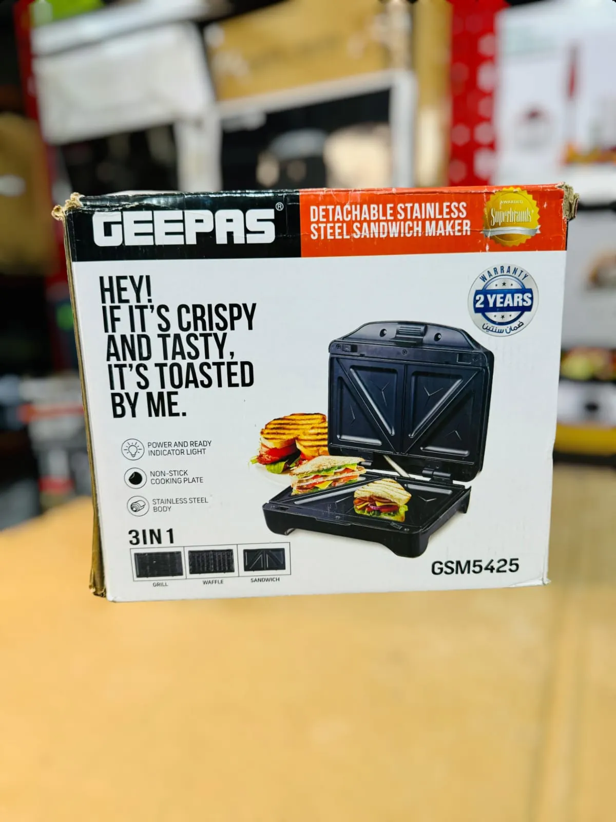 GEEPAS 3 in 1 Sandwich Maker GSM5425