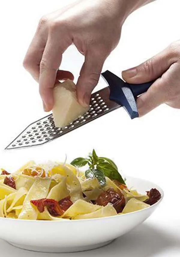 Gratiator | CHEESE GRATER